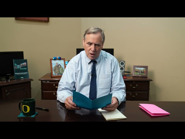 Senator Merkley responded to letters from students at South Eugene High School and encouraged young people to stay civically engaged and keep speaking out to have a voice in the big decisions that affect their lives.