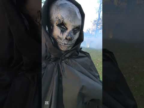 Парк Ужасов в Таллинне Надеваем  маски и  в Halloween Park. #хэллуин2025 #horror #halloweenmask