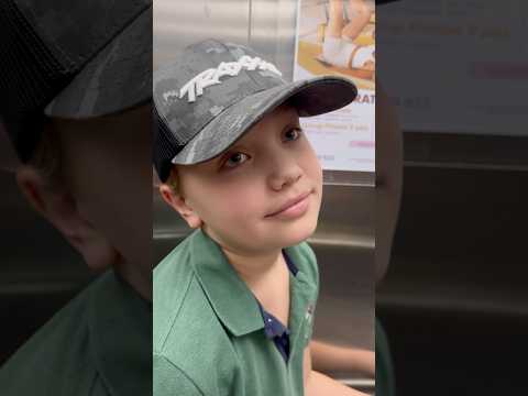 Åka hiss i Thailand 😆 #thailand #shorts