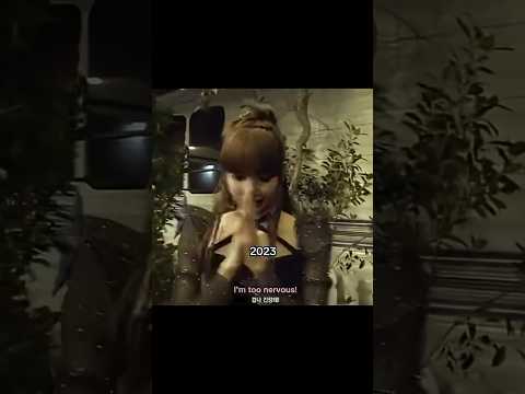 she never forgets to pray before she perform on stage 🤍 #kpop #lisa #blackpink #shorts