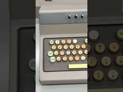See Kobe U - 経営機械化展示室 / Computer Laboratory