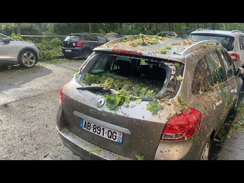 Damage caused by lightning strikes during storm in Paris | AFP