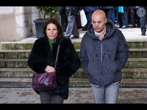 PHOTOS Adieux à Frédéric Mitterrand : Mazarine Pingeot présente malgré leur relation délicate, son