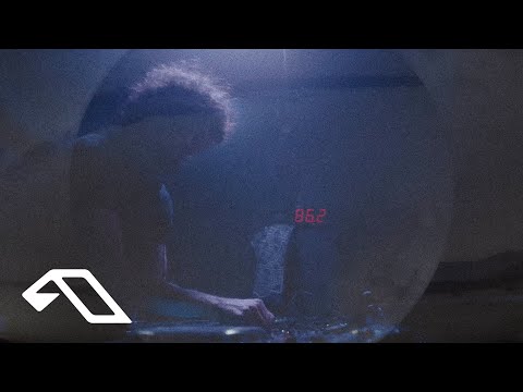 Joe Miller - Planet E Is Far Away (Live from QQQ ST. Park, Melbourne) [Official Visualiser]
