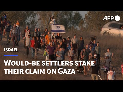Would-be Israeli settlers march on Gaza | AFP