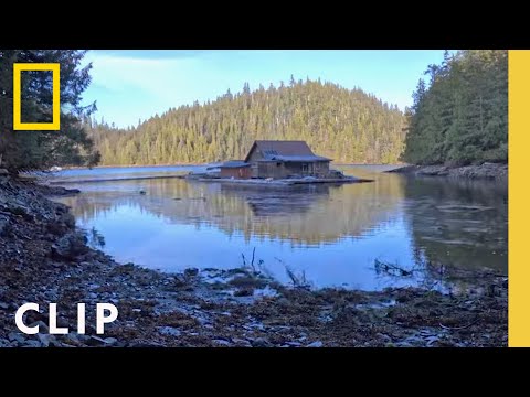 All Hands on the Float House Deck | Life Below Zero