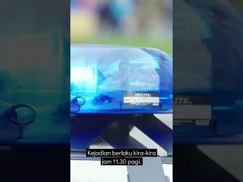 Remaja berehat atas jambatan maut dihempap pokok sawit