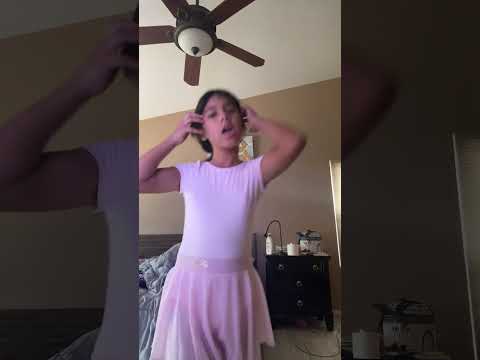 New trend!!!😜😝￼