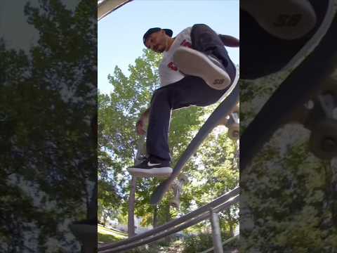 Kickflip crook