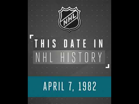 Kings, Oilers set playoff record for goals | This Date in History #shorts