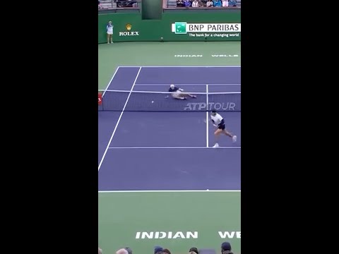 Jack Draper won this point despite being on the floor 😱