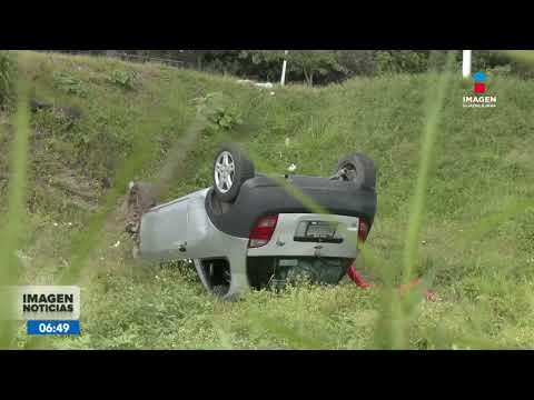 Volcadura de automóvil dejó a una joven lesionada | Noticias GDL con Ricardo Camarena