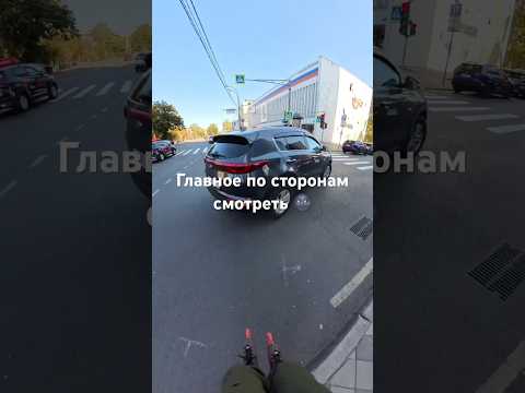 В час пик вообще в пробке ехать можно😎 #skate #rollerskating #freeskate