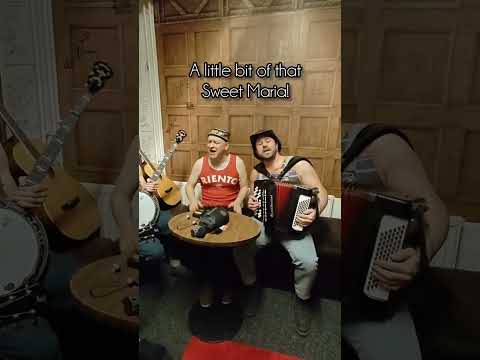 Sweet Maria - Green room vocals! #finland #beer #livemusic #stevenseagulls #tadaaa