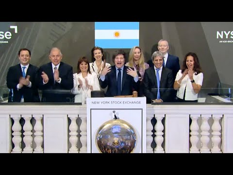 Milei tocó la campana de Wall Street y cayeron las acciones argentinas