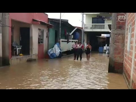 Continúan las inundaciones en el Cantón Chone