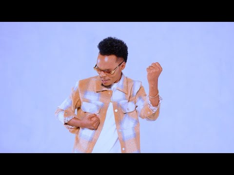 Stephen Kasolo - Wathi Wa Muvea Sms Skiza (Official Video)