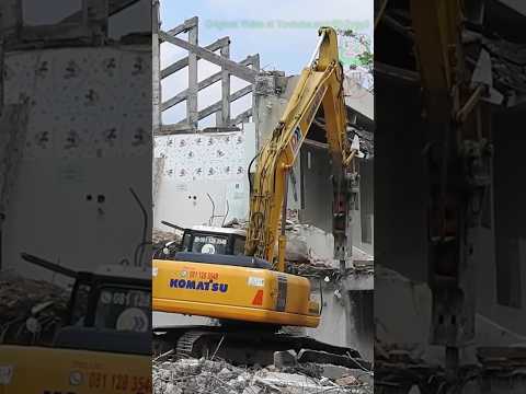 Komatsu PC200 Breaker Teardown Concrete Building #shorts #excavator #komatsu #demolition #abbruch