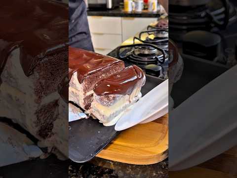 Bolo de sorvete 🍨 #receitas #bolo #doces