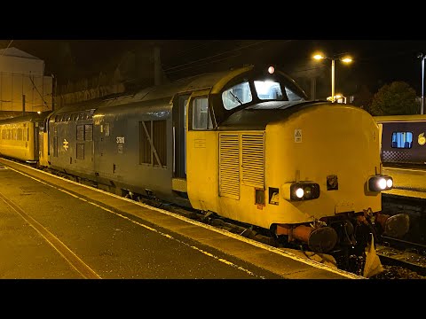 Colas Rail 37610 and 37219 power up out of Ayr working 1Q74 28/10/21