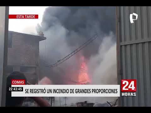 Gigantesco incendio arrasa con fábrica en Comas
