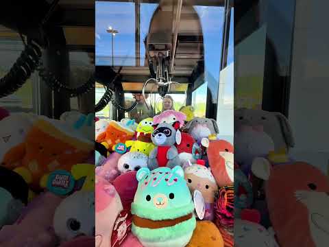 This has to be an easy claw machine win… right?🤔