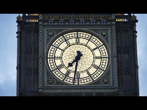 Big Ben's timekeepers count down to Sunday's clock change | AFP