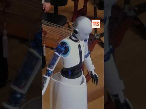 Robot debuta como director de Orquesta Sinfónica