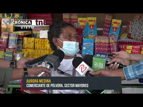 Bomberos inspeccionan tramos de pólvora en el sector del Mercado Mayoreo, Managua - Nicaragua