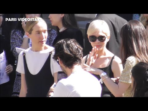 Michelle Wlliams @ Paris Fashion Week 25 june 2024 show Chanel