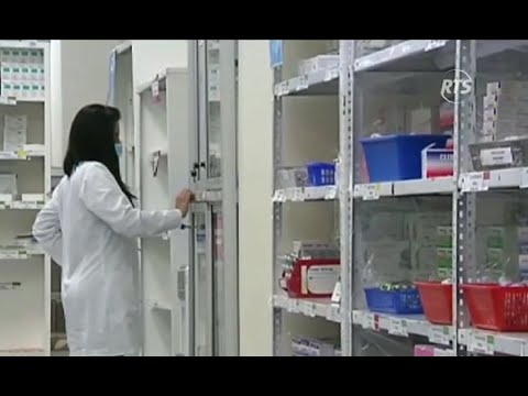 Autoridades implementarán la externalización de farmacias en Cuenca y Quito