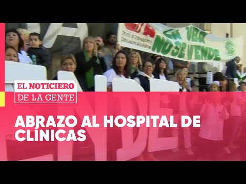 ABRAZO SOLIDARIO en el HOSPITAL de CLÍNICAS por la BAJA del PRESUPUESTO a la UBA #ElNotidelaGente