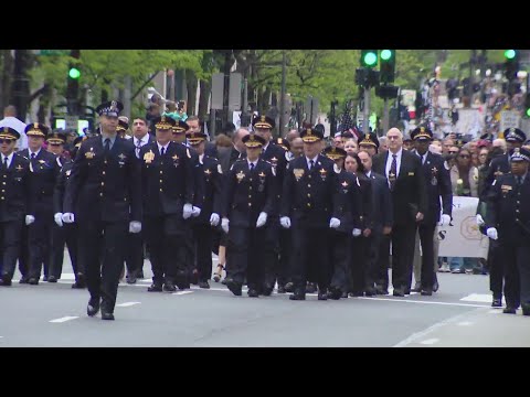 St. Jude Memorial March honors fallen CPD officers downtown Sunday morning along Michigan Avenue