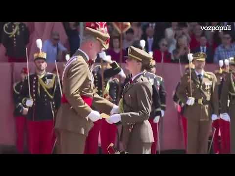 La princesa Leonor es nombrada alférez alumna y recibe la Gran Cruz del Mérito Militar en Zaragoza