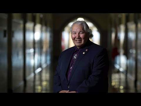 Former Truth and Reconciliation chair Murray Sinclair dead at 73