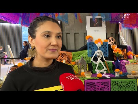 Fernán Gómez-Centro Cultural de la Villa celebra el Día de Muertos con un altar dedicado a arti