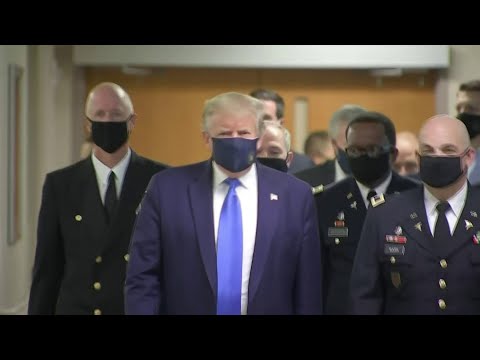 Coronavirus: la première apparition publique de Donald Trump portant un masque