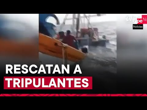 Rescatan a tripulantes de embarcación de pesca que se hundía en el mar de Tumbes