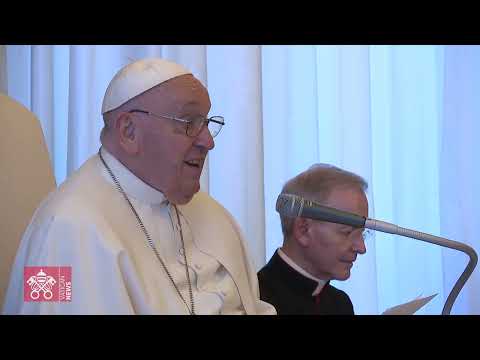 El Papa a carmelitas descalzas: Dar más impulso a la vida contemplativa