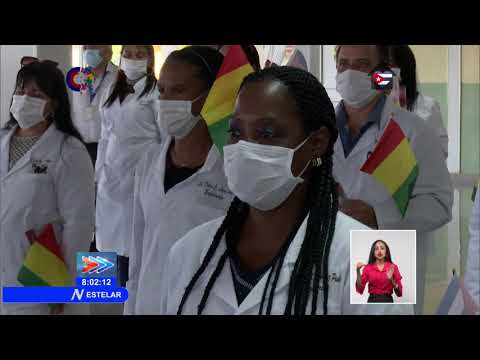 Médicos cubanos regresan tras combatir la COVID-19 en Guinea