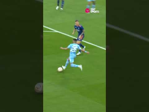 ¡CABEZAZO DE DE BRUYNE! | MANCHESTER CITY 4-3 REAL MADRID | UEFA CHAMPIONS LEAGUE 21-22 #Shorts