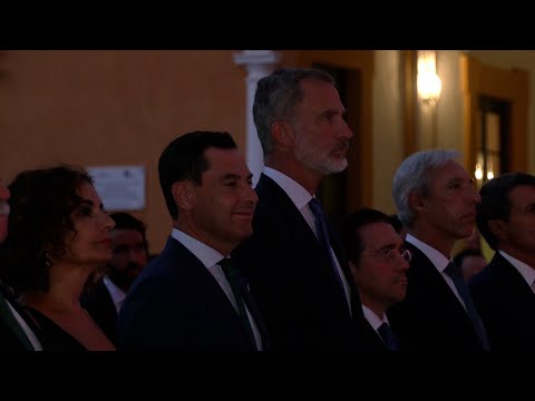 Felipe VI y Juanma Moreno participan en el V aniversario de la circunnavegación