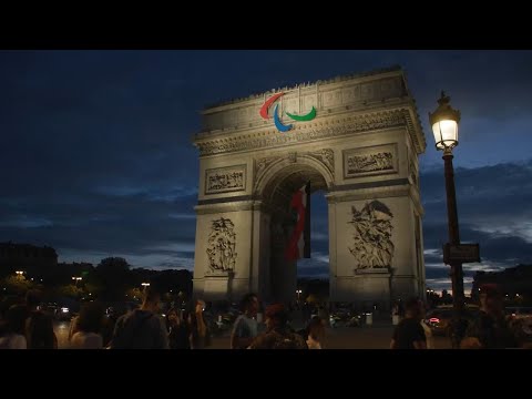 Tourists in Paris react after Biden drops out of 2024 US presidential race