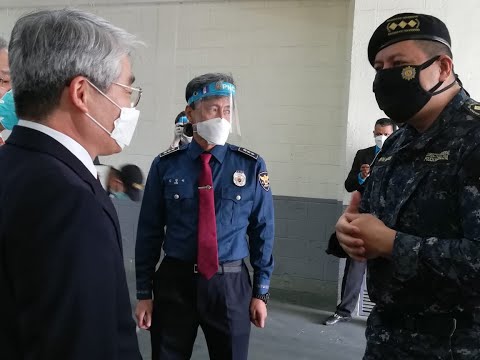 Comunidad coreana dona equipo de protección a la PNC