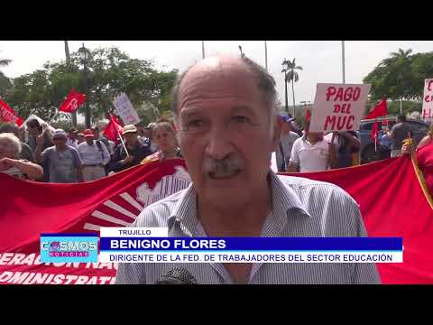 Trujillo: Administrativos de educación protestan por deuda social