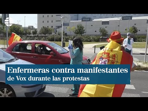 Dos enfermeras se enfrentan a manifestantes de Vox en Ciudad Real