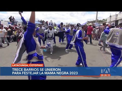 13 barrios de Latacunga se unieron para festejar a la Mama Negra 2023
