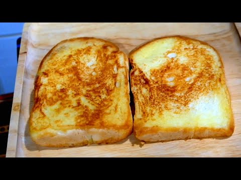 ขนมปังหน้าไข่-อะโวคาโด-Egg-and ขนมปังหน้าไข่-อะโวคาโด-Egg-and