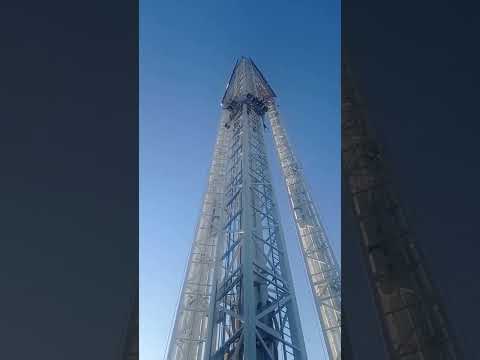 TORRE DE CAIDA.Atraccion del Parque Warner en Madrid ,que miedo.