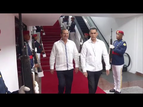 Llegada de la delegación de Puerto Rico encabezada por el Gobernador Pedro Pierluisi.